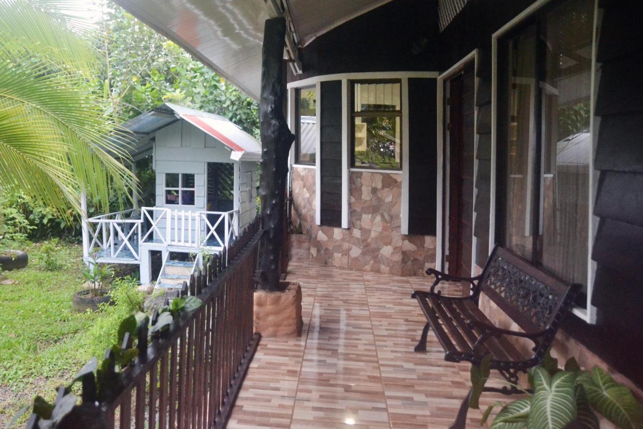 Cacao Lodge And Tours La Fortuna Екстер'єр фото