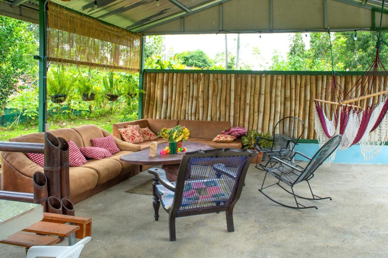 Cacao Lodge And Tours La Fortuna Екстер'єр фото